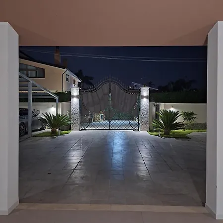La Marina Pool